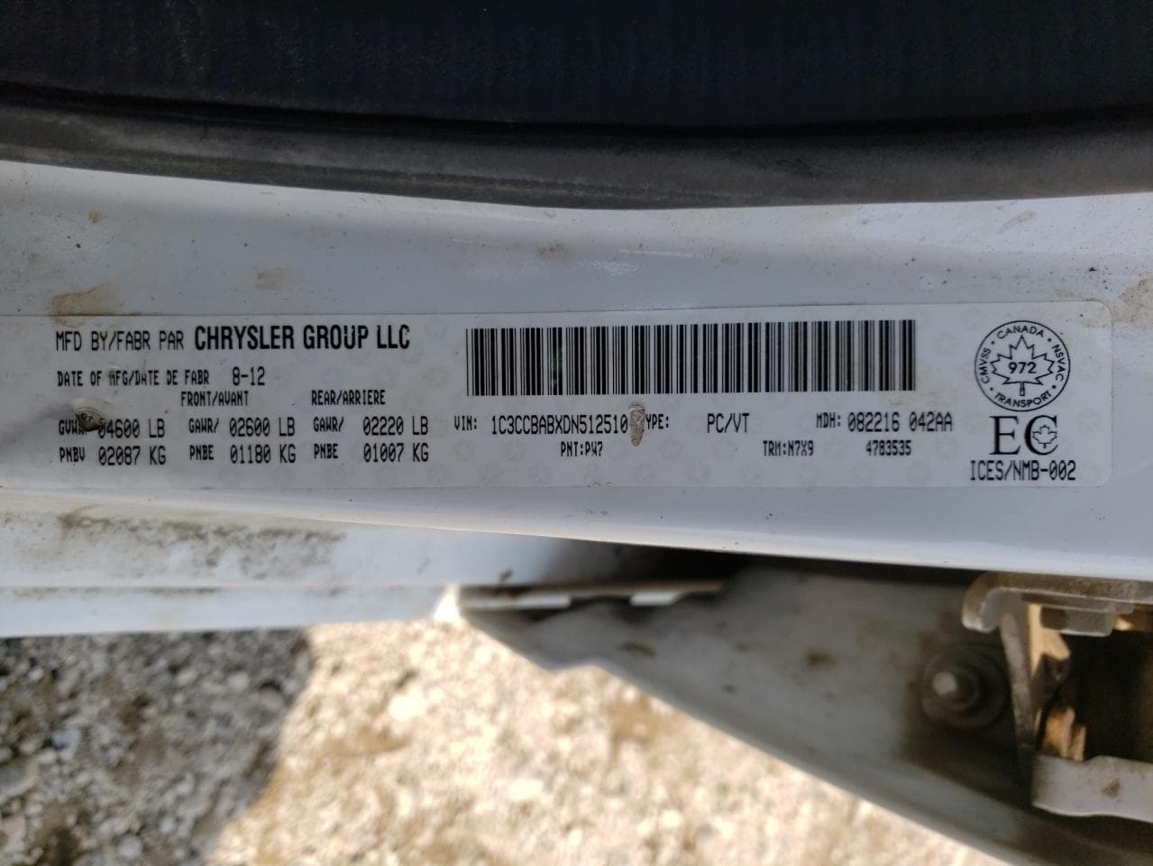 2013 Chrysler 200 10