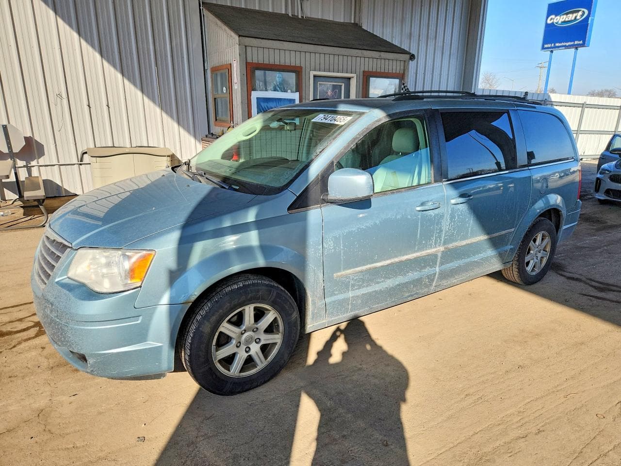 2010 Chrysler Voyager