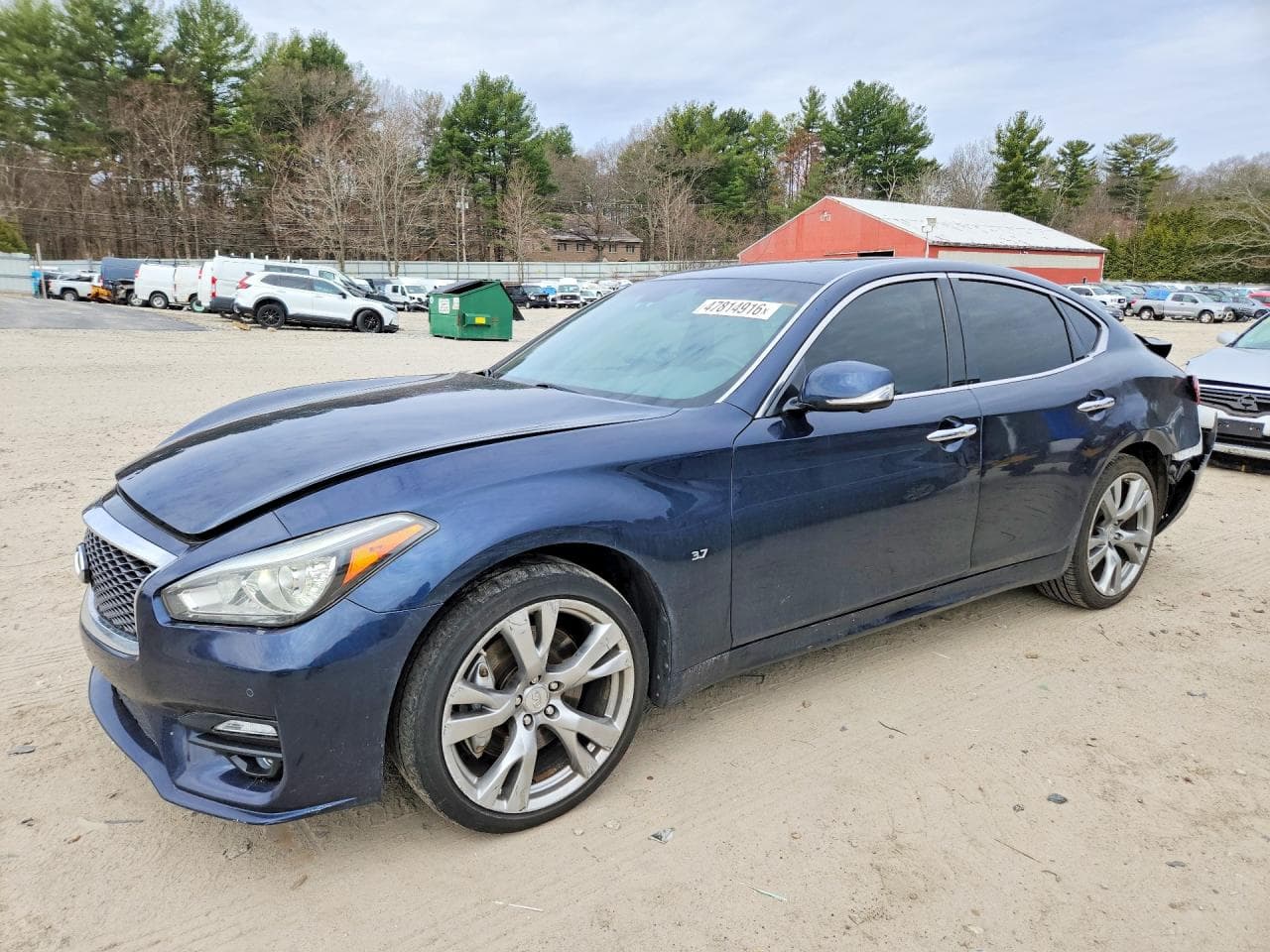 2015 Infiniti Q70