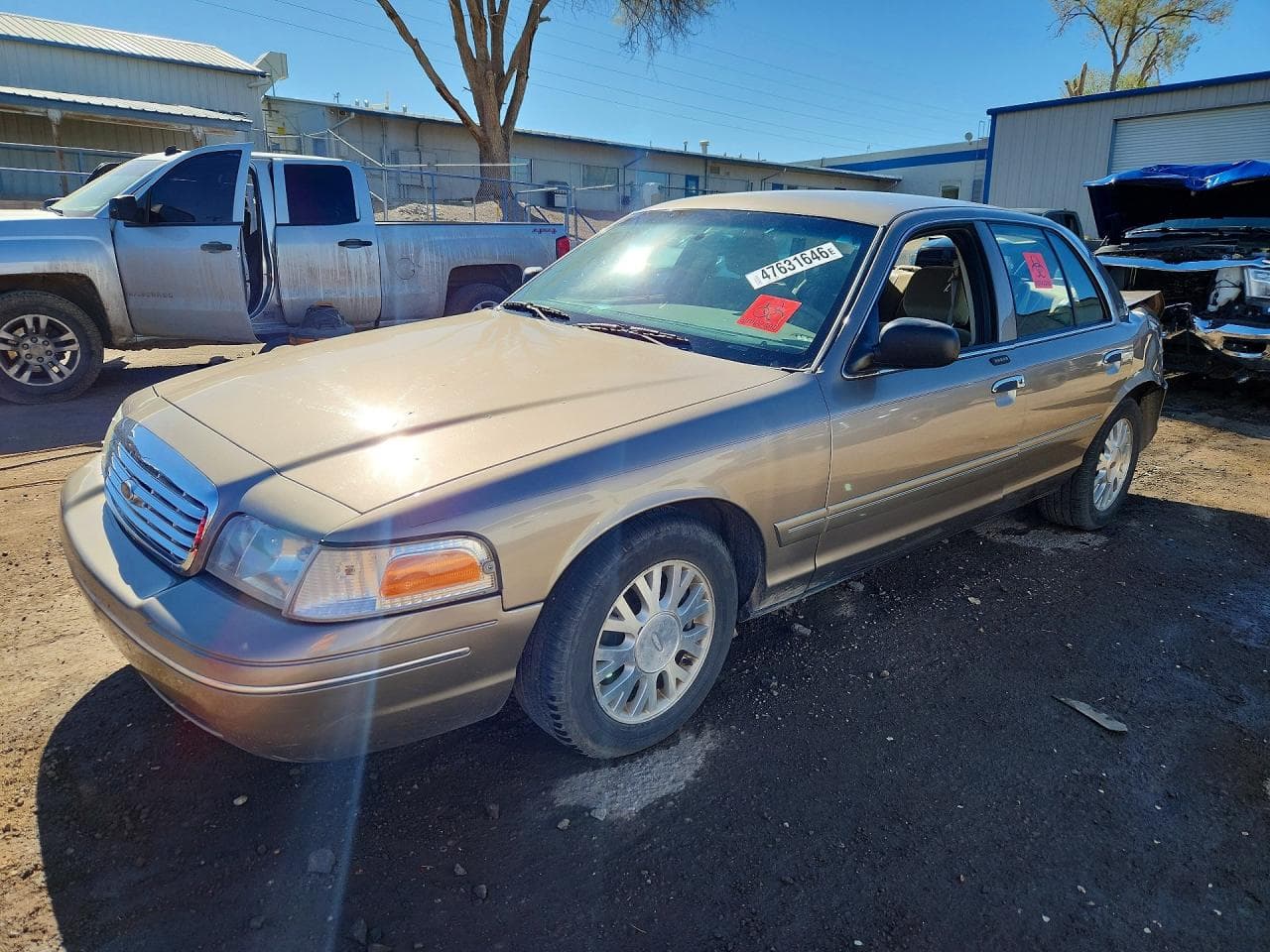 2004 Ford Crown Victoria