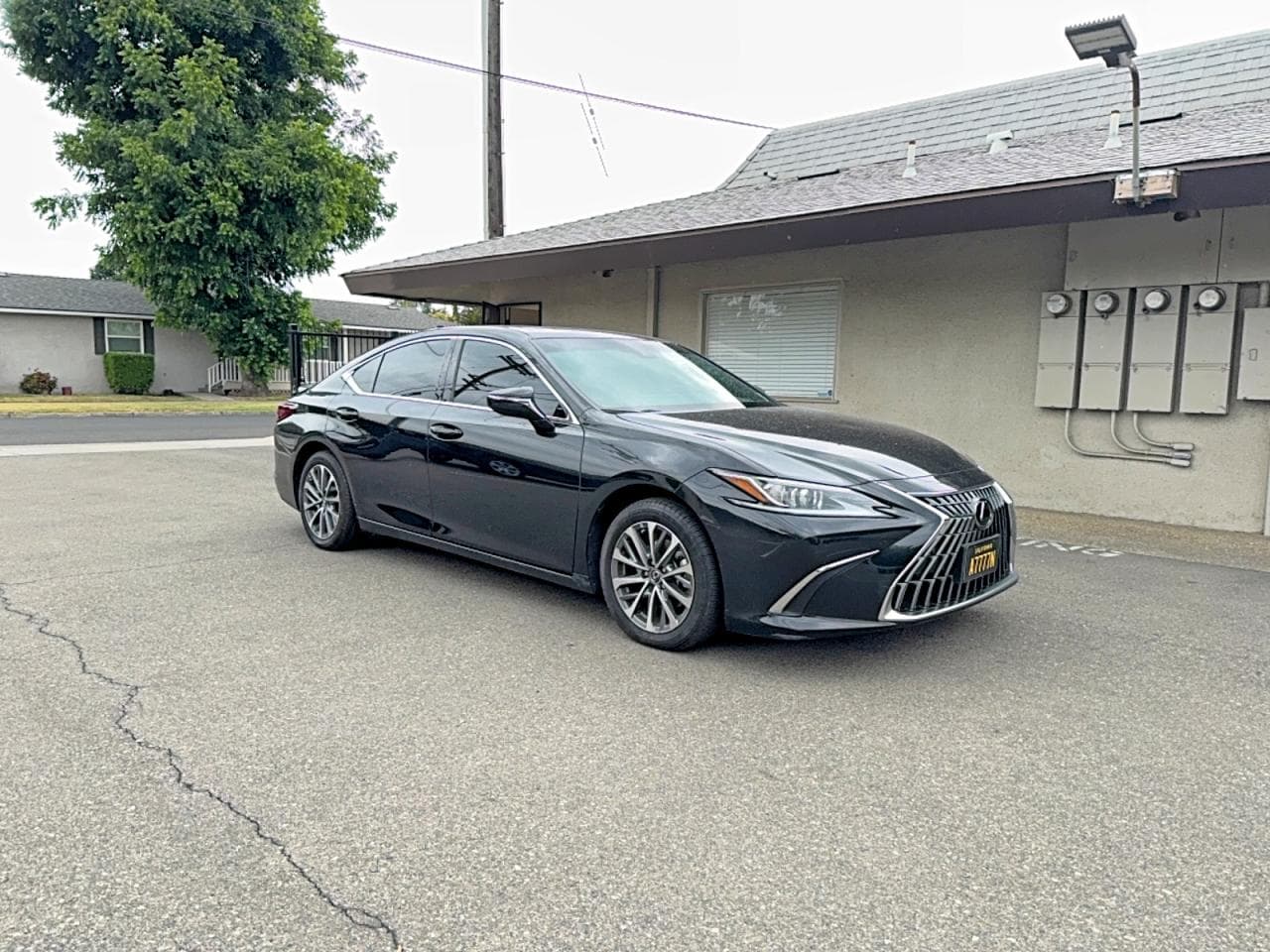 2023 Lexus ES