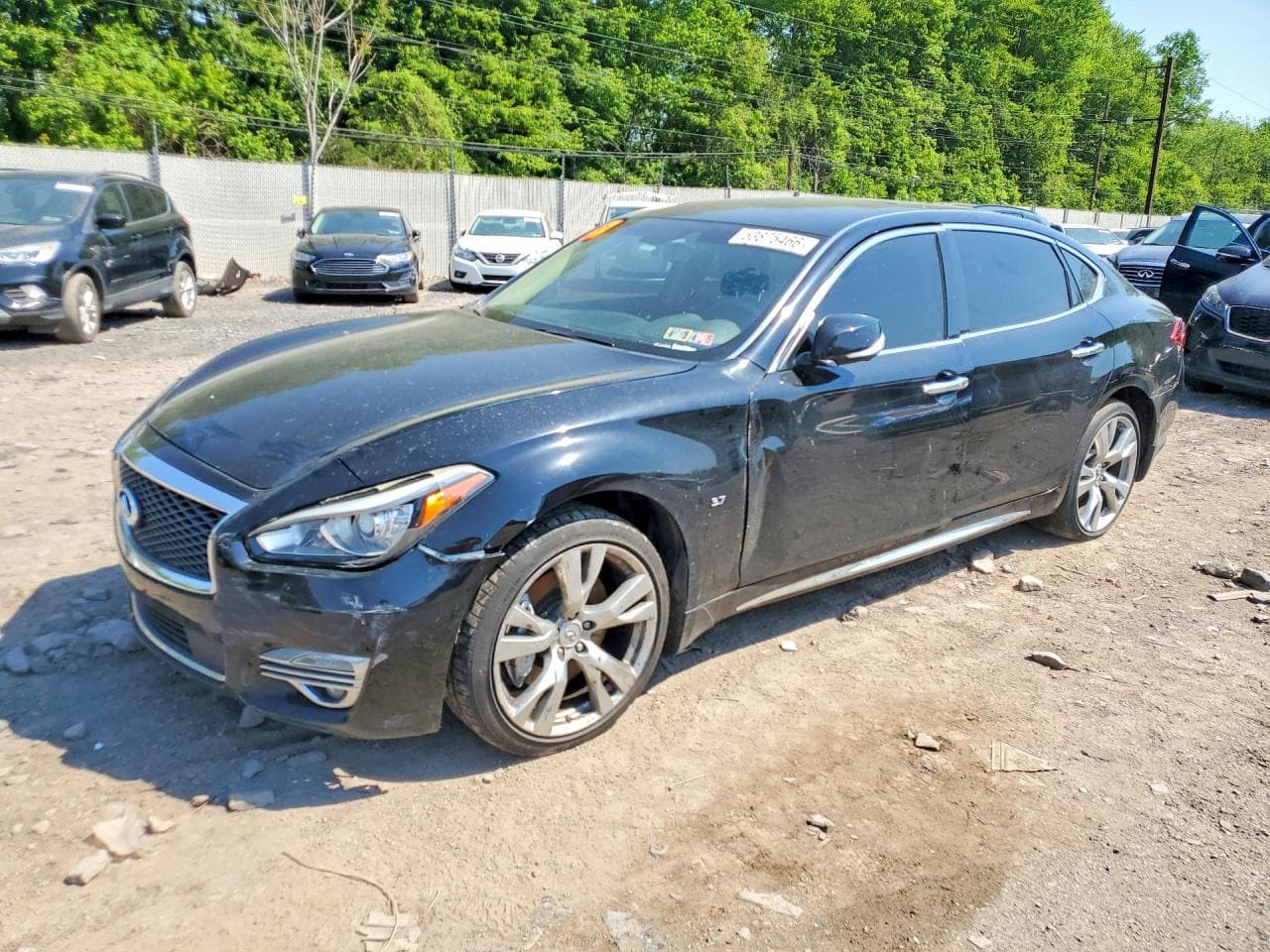 2015 Infiniti Q70