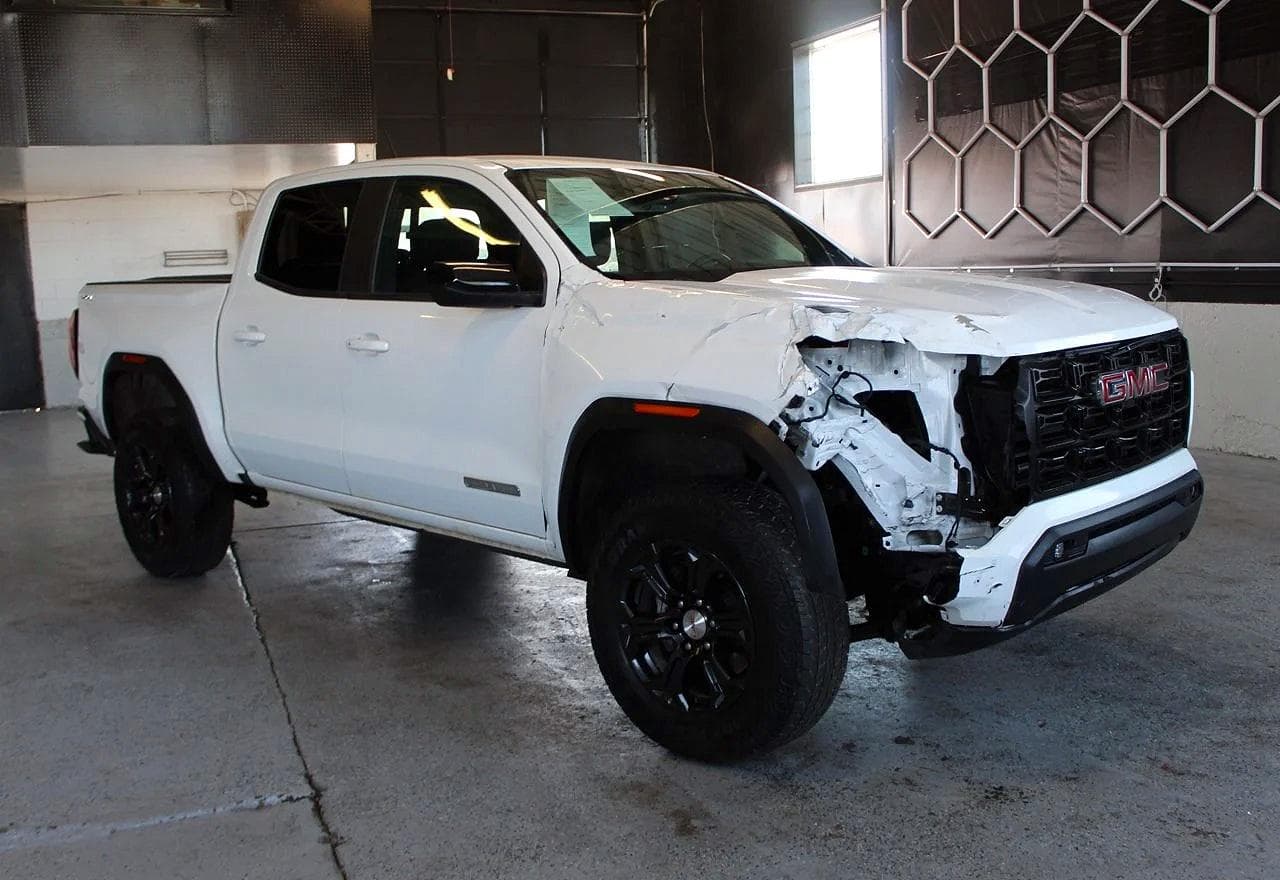 2024 GMC Canyon